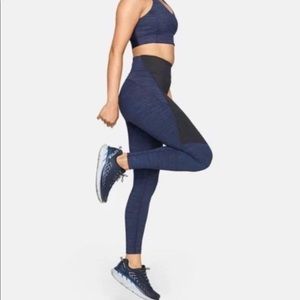 Outdoor voices techsweat 7/8 two tone leggings medium